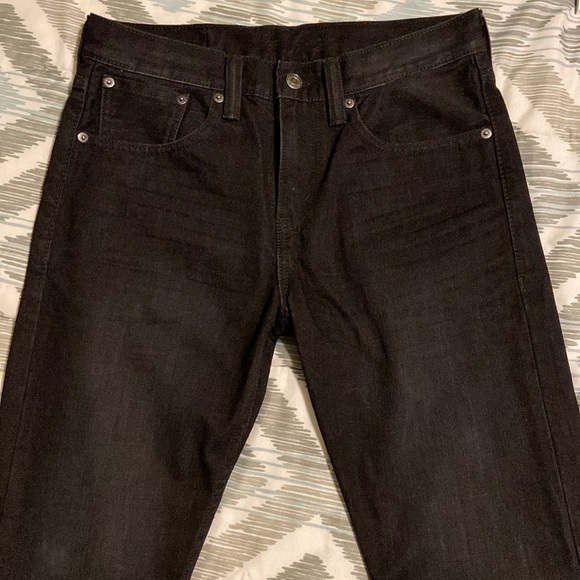 Levi Strauss Denim Jeans in black. Size W 28 L 30 - Picture 2 of 2